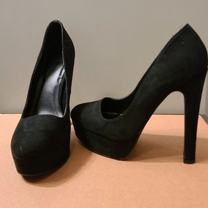 Black heels